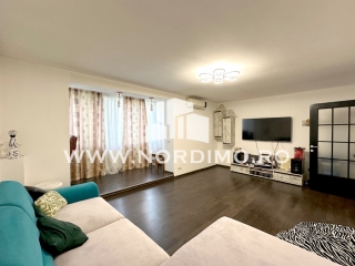 Apartament spatios cu 3 camere, centrala proprie